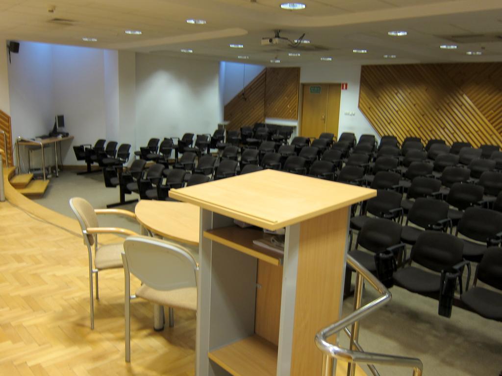 Centrum Konferencyjne Ibib Pan Varsovie Extérieur photo